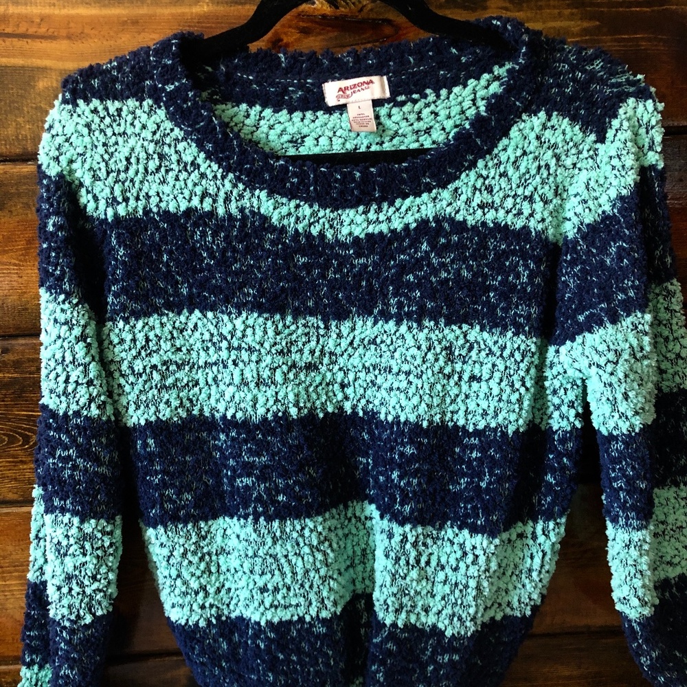 Cozy Arizona Jean Sweater!